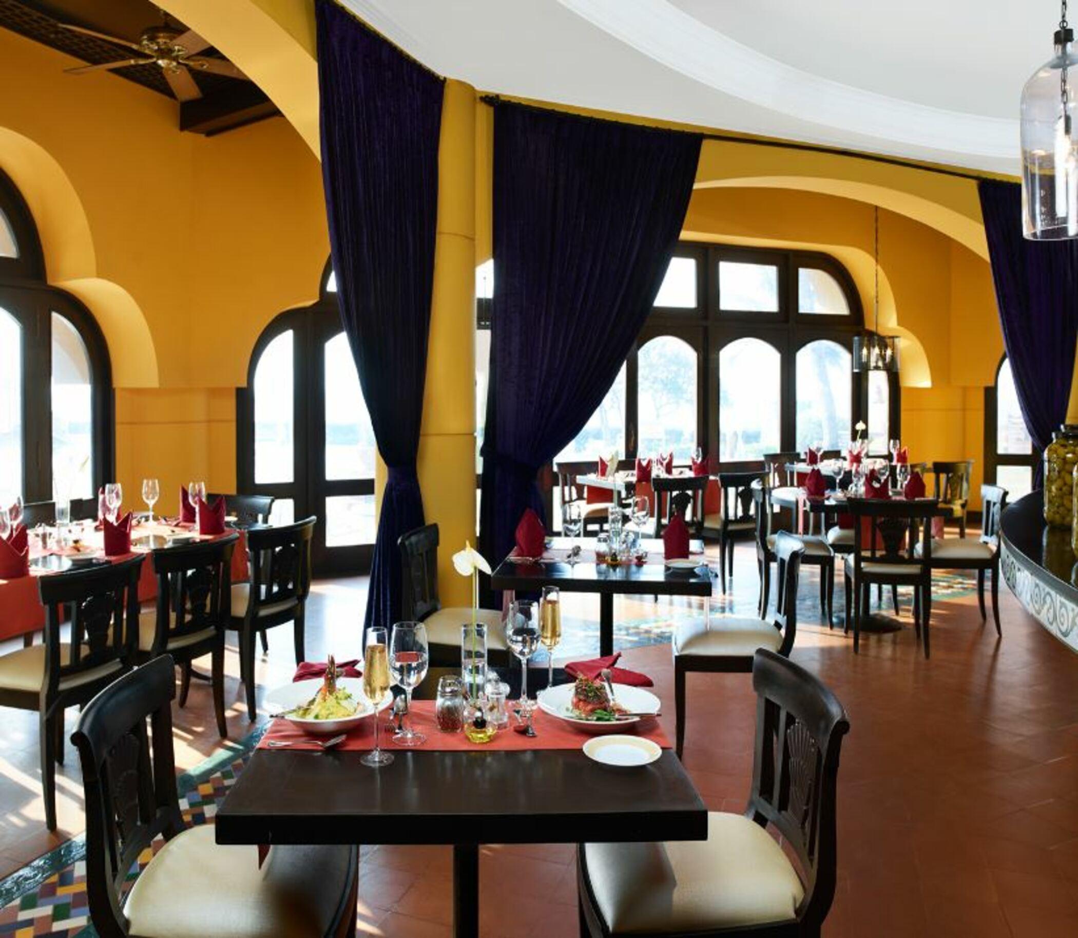 Taj Fort Aguada Resort & Spa, Goa Sinquerim Zewnętrze zdjęcie The restaurant